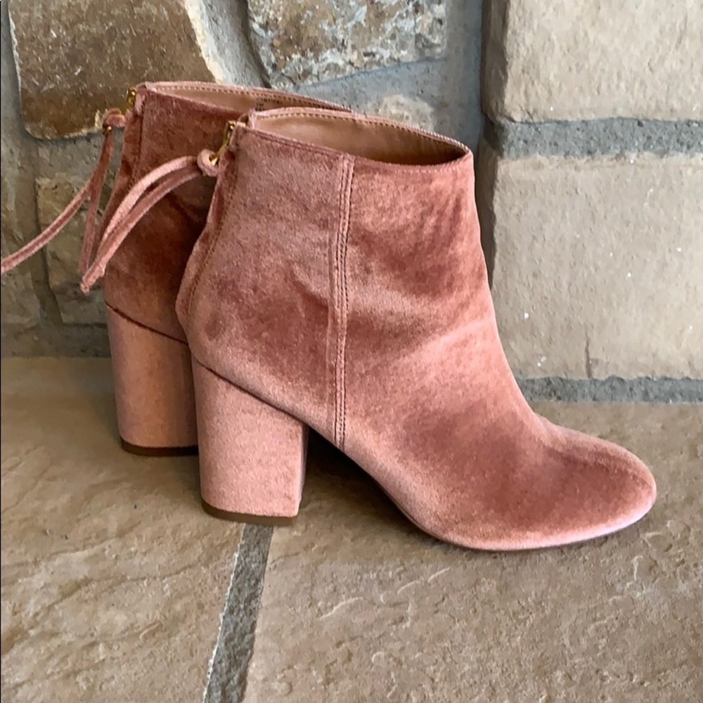 Steve Madden blush velvet booties